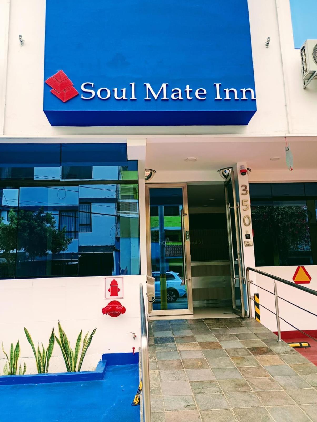 Hotel Soul Mate Inn Lima Luaran gambar
