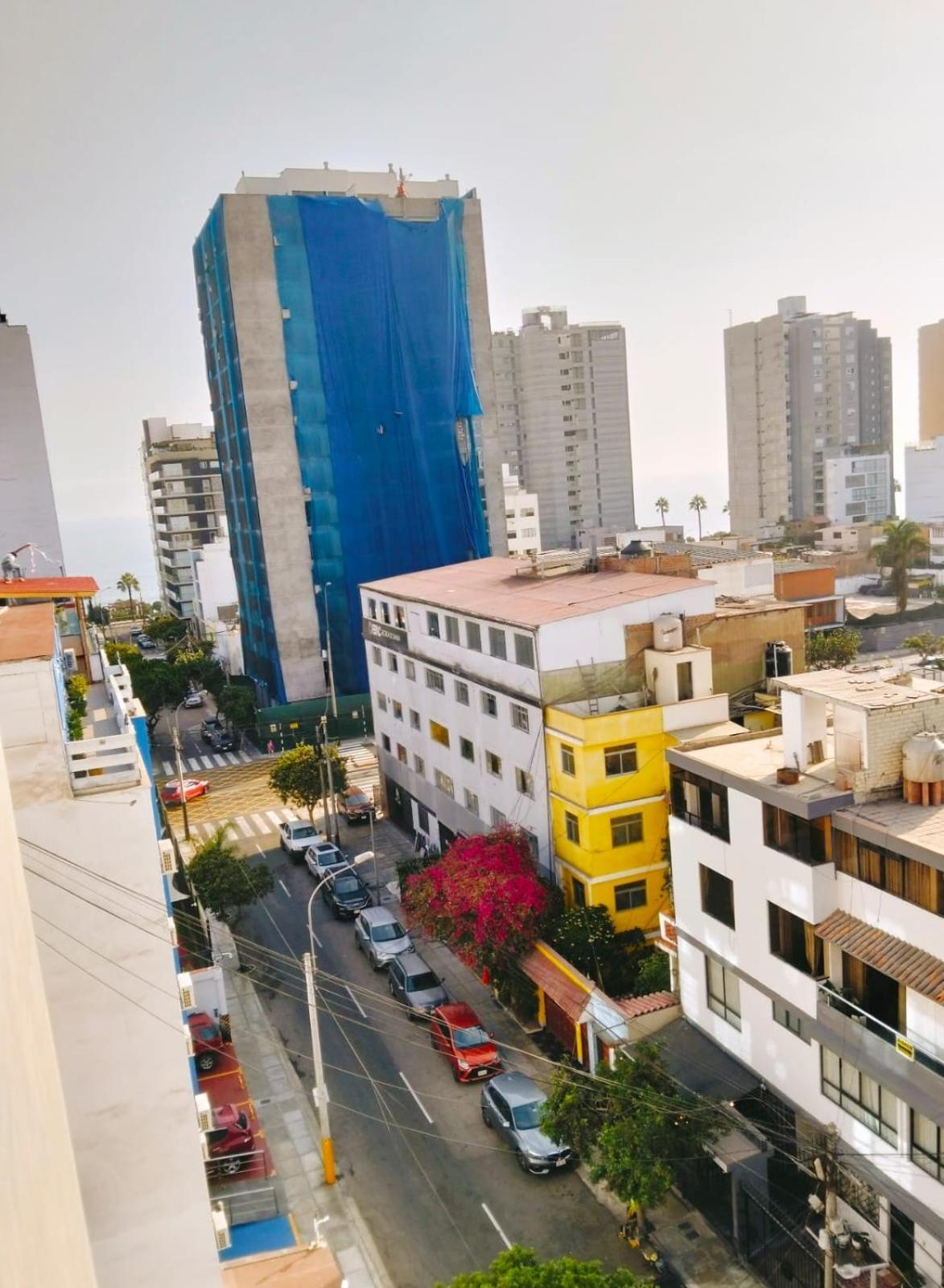 Hotel Soul Mate Inn Lima Luaran gambar