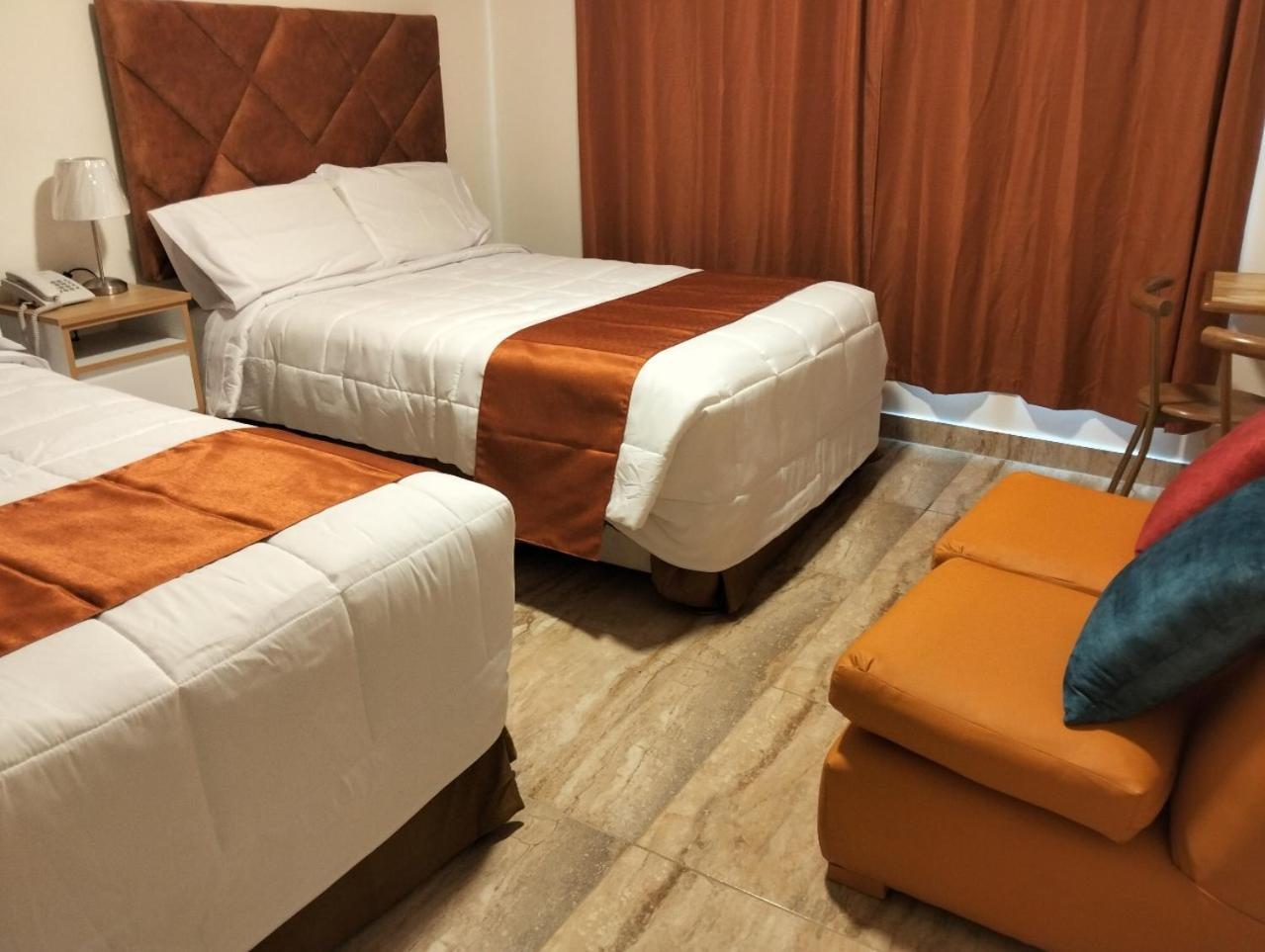 Hotel Soul Mate Inn Lima Luaran gambar