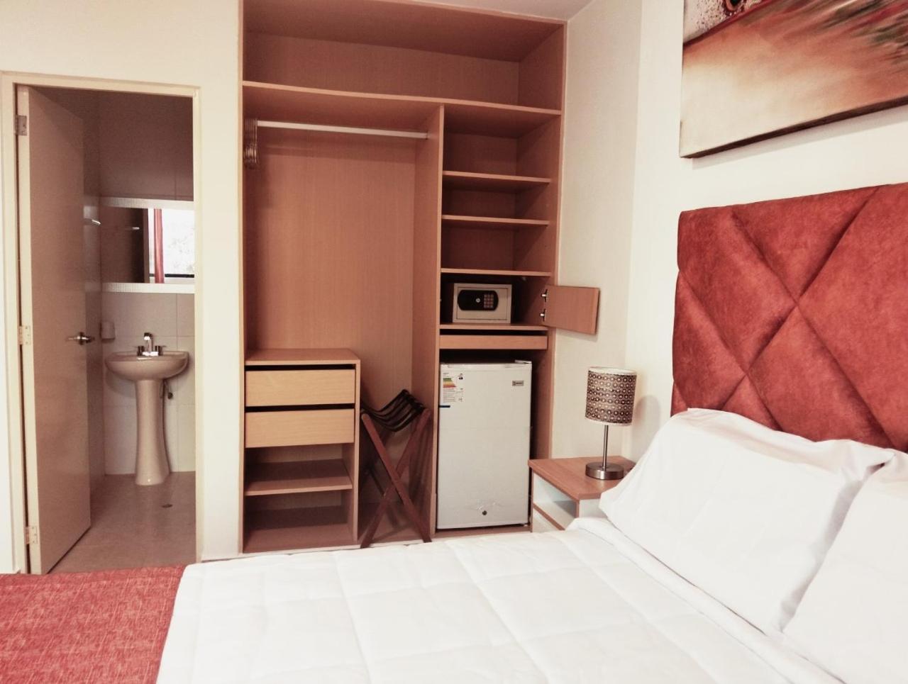Hotel Soul Mate Inn Lima Luaran gambar