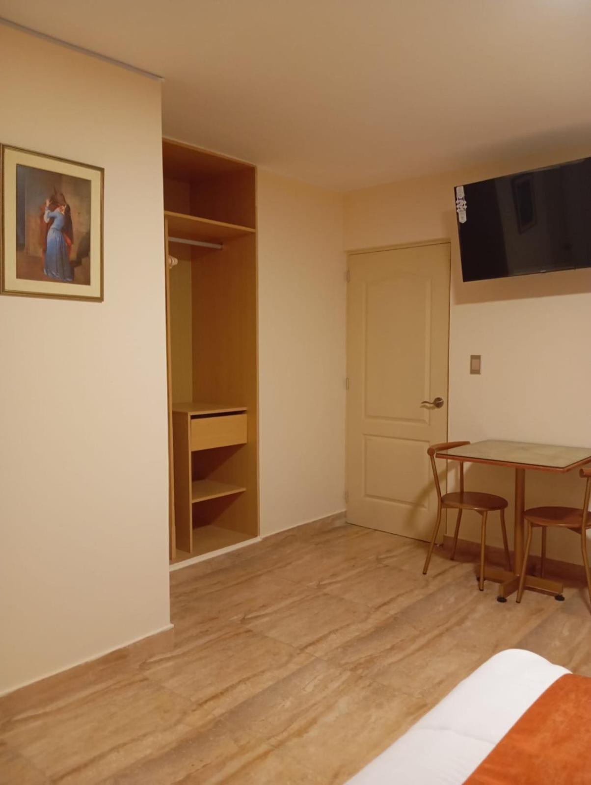Hotel Soul Mate Inn Lima Luaran gambar