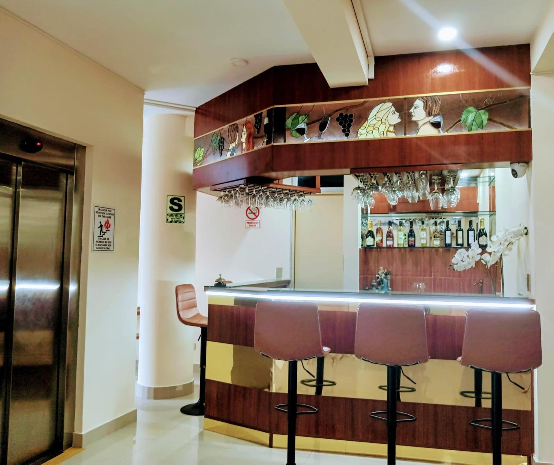 Hotel Soul Mate Inn Lima Luaran gambar